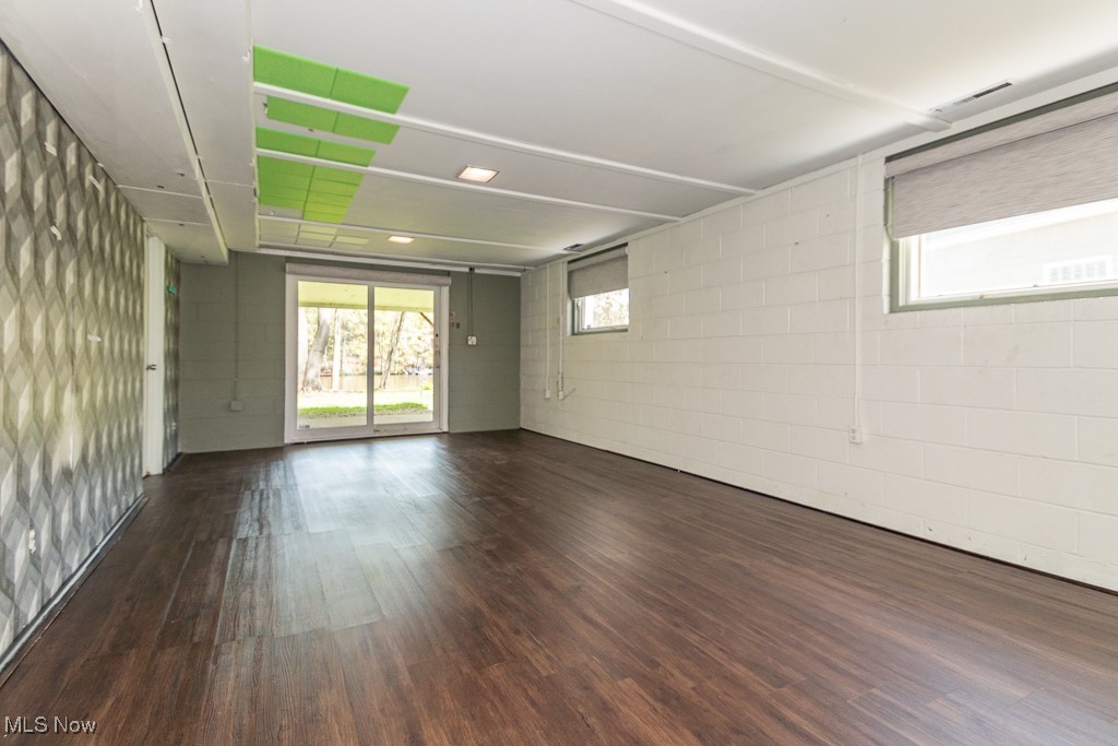 8733 Lake Forest Trail, Chagrin Falls, Ohio image 31