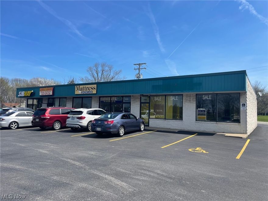 Store Front in great location for lease! High traffic area with lots of visibility. Located across from Sam's Club on Broadway, Oakwood Village. Two spaces are available for lease, 2350 sqft and 1250 sqft.