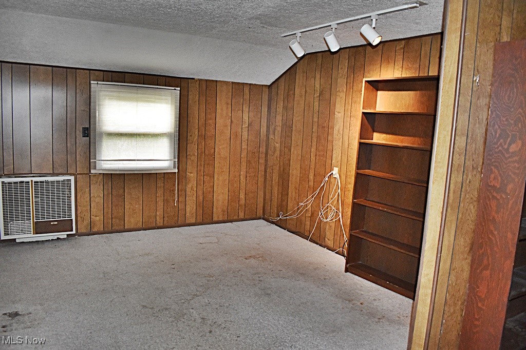 Brecksville - Residential