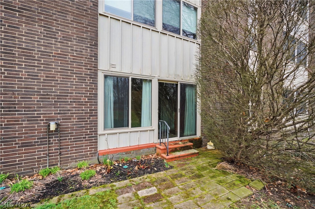 Silver Lake Towers Condo - Residential