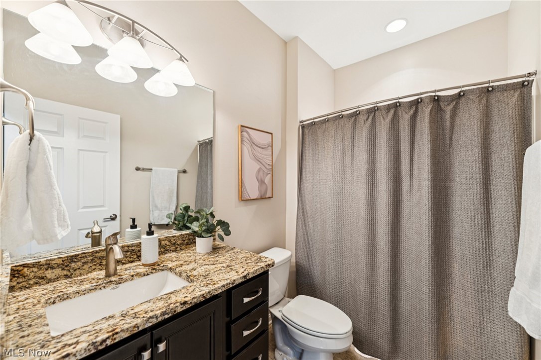 Crocker Pk Condo Ph 14 - Residential