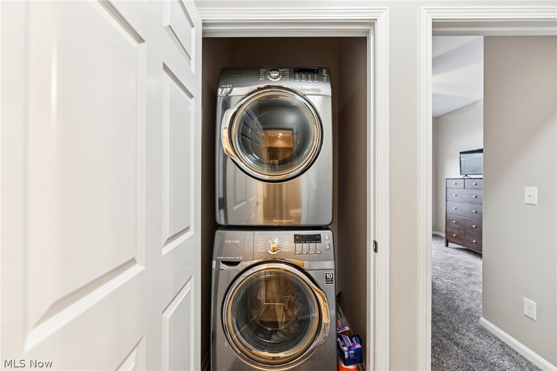 Crocker Pk Condo Ph 14 - Residential