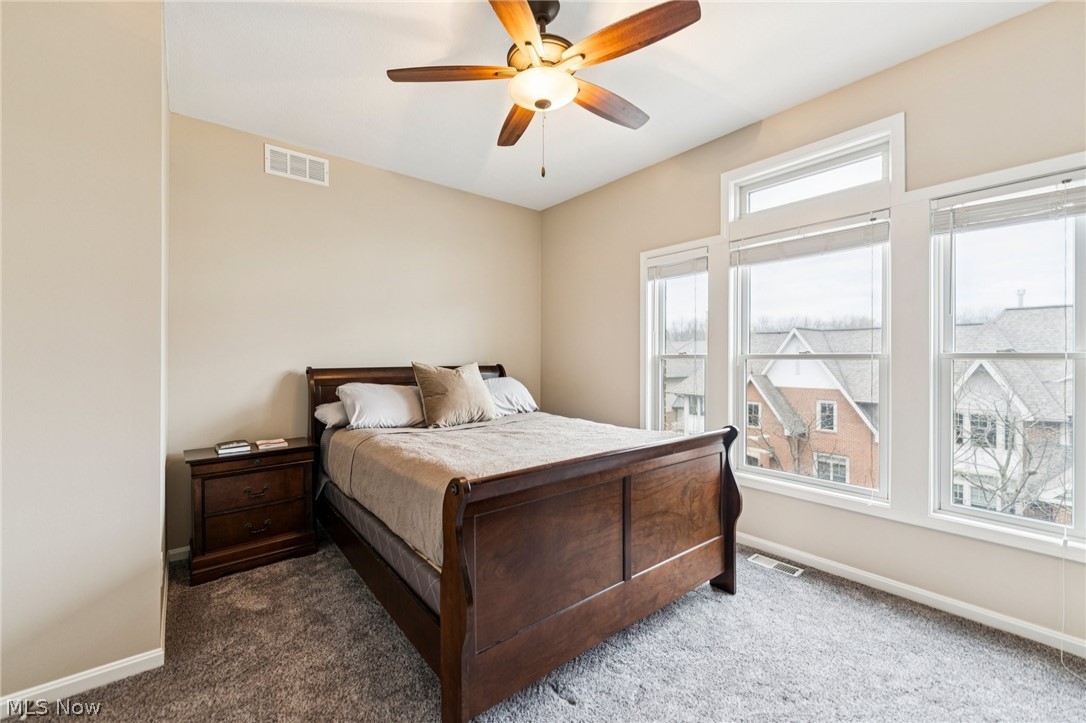 Crocker Pk Condo Ph 14 - Residential