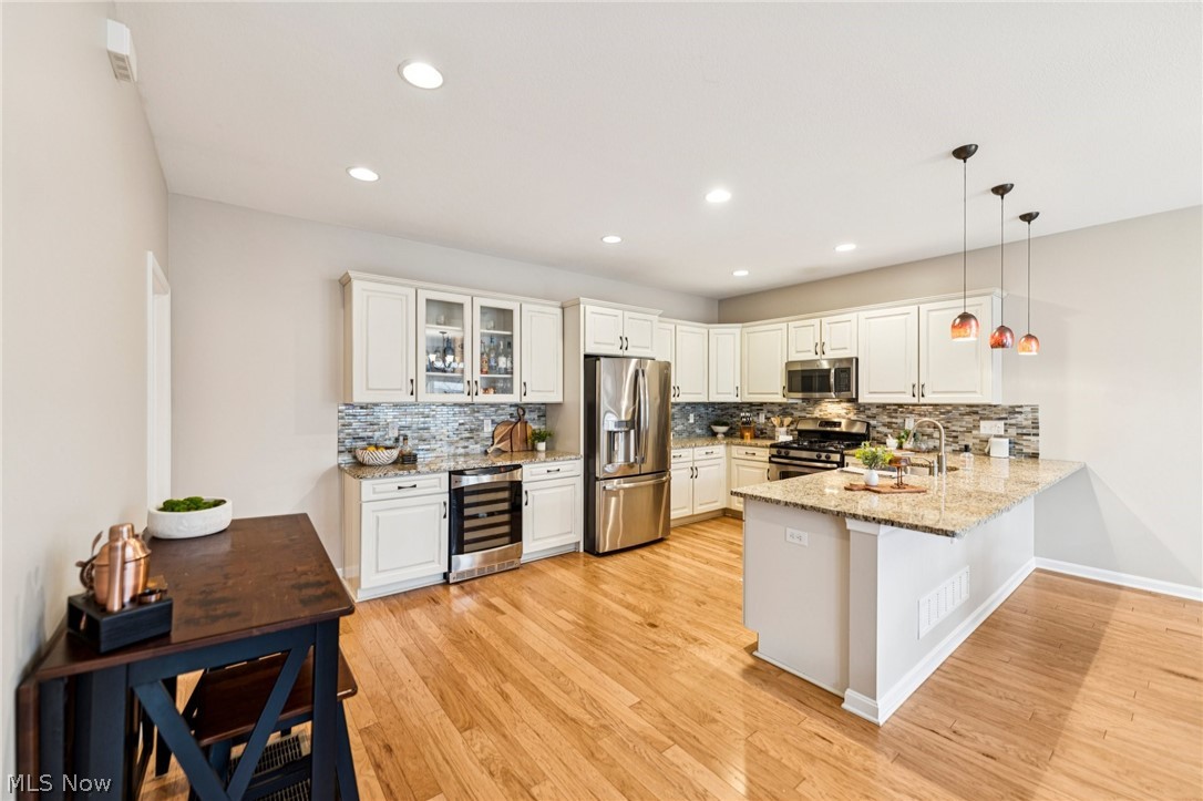 Crocker Pk Condo Ph 14 - Residential