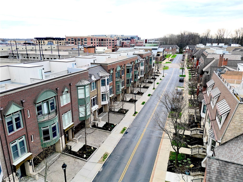 Crocker Pk Condo Ph 14 - Residential