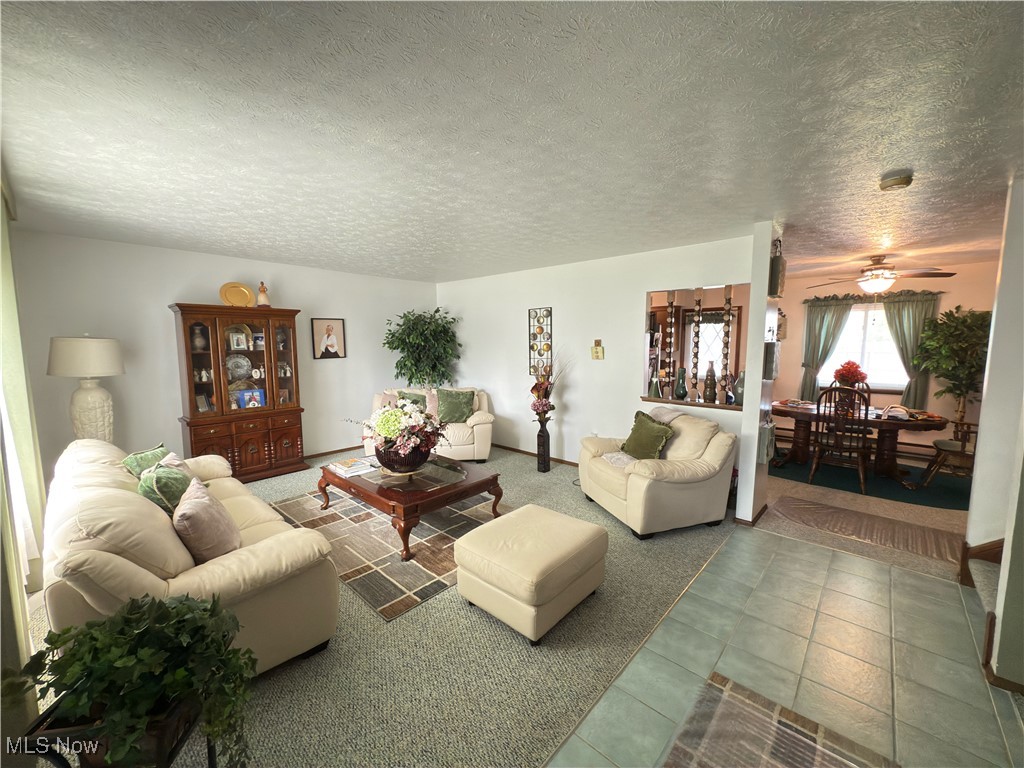 2736 Rita Drive, Lorain, Ohio image 6