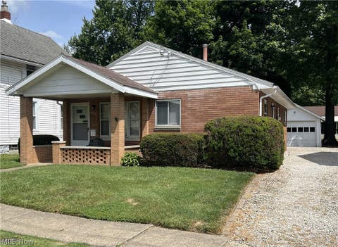 Tiny photo for 621 Arcadia Avenue, Cuyahoga Falls, OH 44221 (MLS # 5220986)