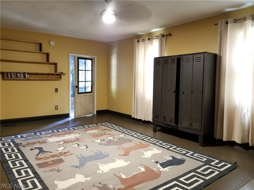 Ravenna Bldg Co - Residential Lease