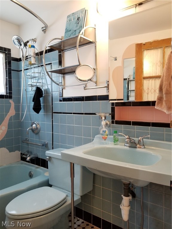 Ravenna Bldg Co - Residential Lease