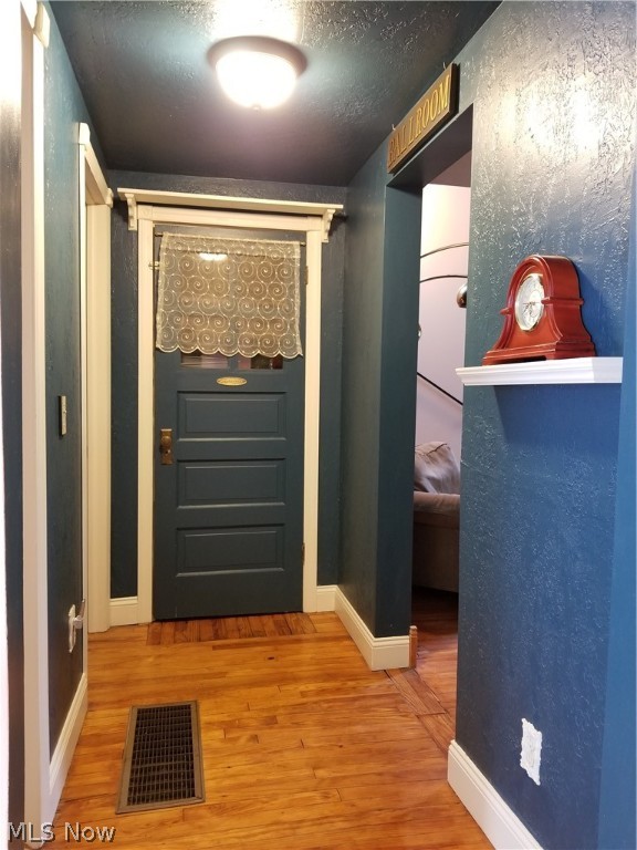 Ravenna Bldg Co - Residential Lease