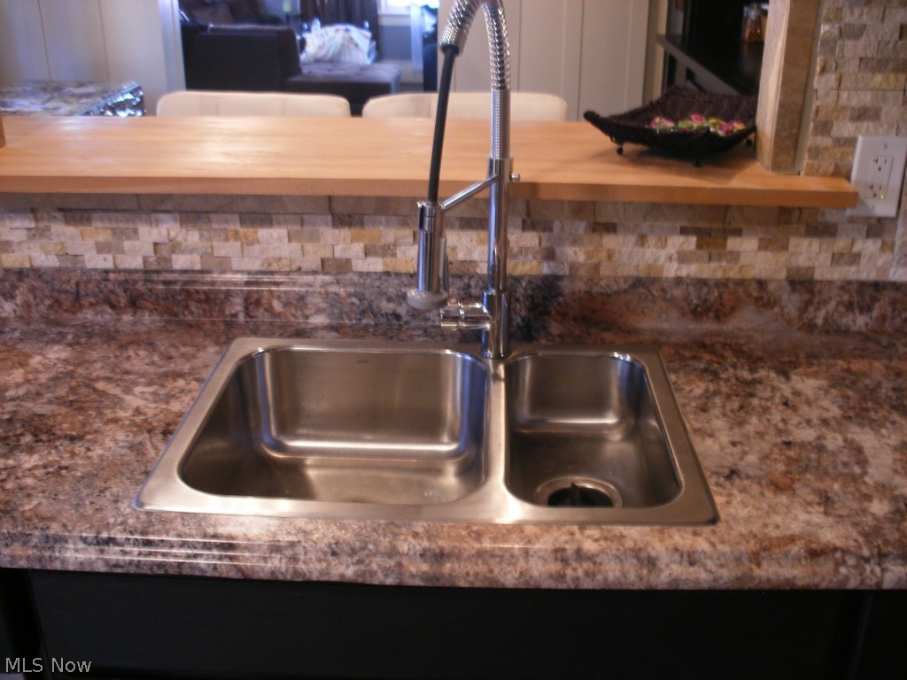 John E Ensigns Lakewood Sub - Residential