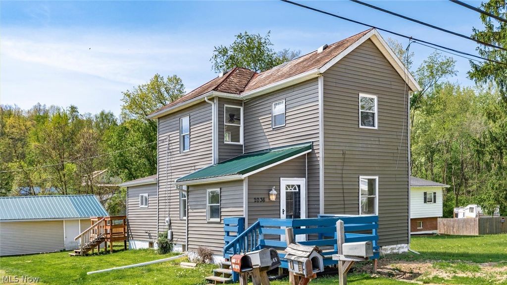 Photo of 2036 Ridge Avenue, Zanesville, OH 43701 (MLS # 5204615)