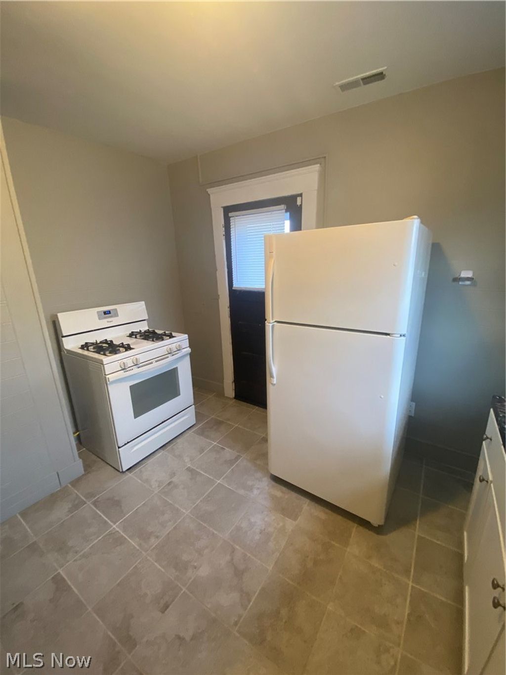 Photo of 4435 State Road, Cleveland, OH 44109 (MLS # 5201947)