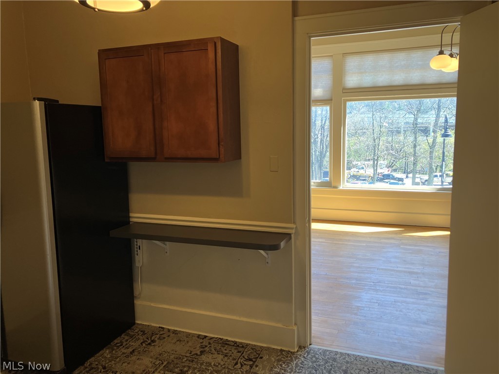 Cuyahoga Falls - Commercial Lease