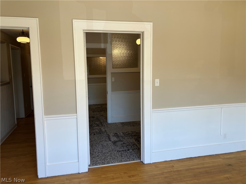 Cuyahoga Falls - Commercial Lease