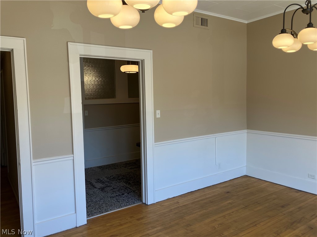 Cuyahoga Falls - Commercial Lease