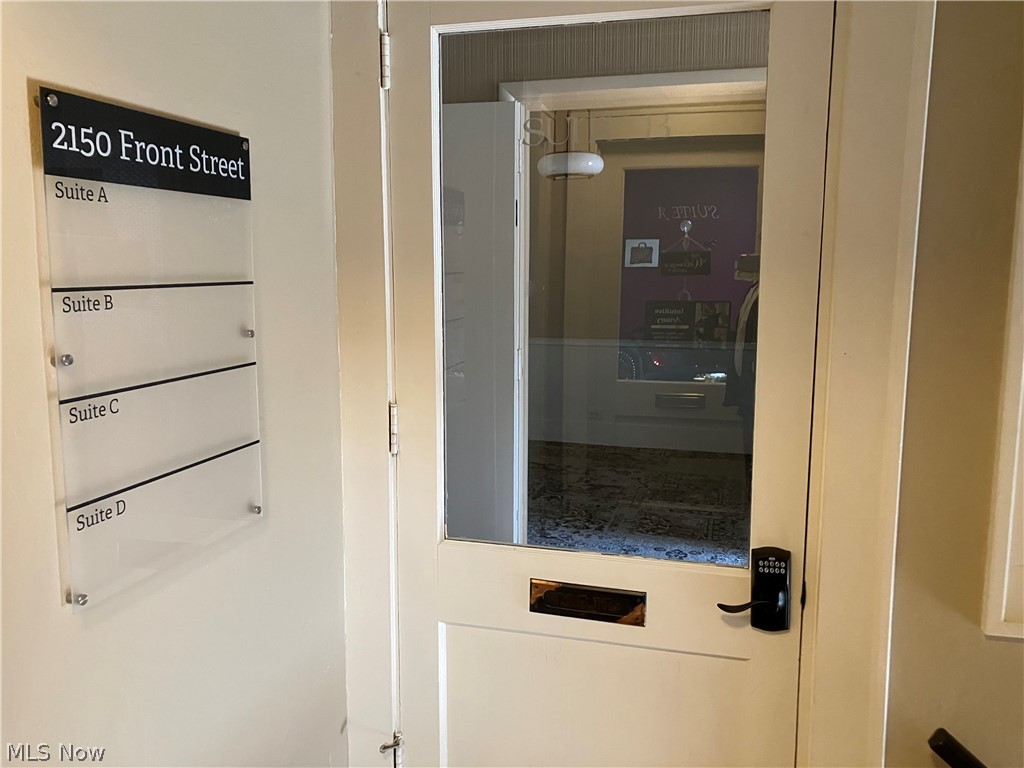 Cuyahoga Falls - Commercial Lease