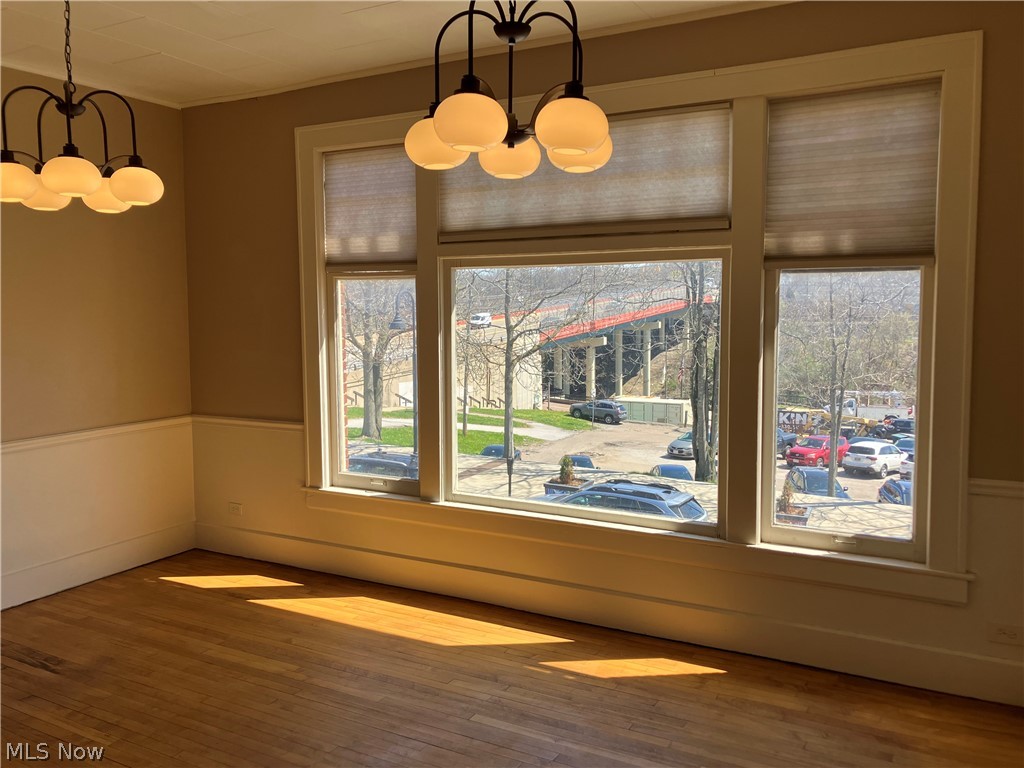 Cuyahoga Falls - Commercial Lease