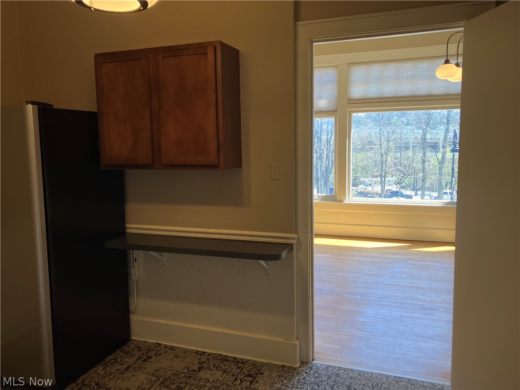 Cuyahoga Falls - Commercial Lease