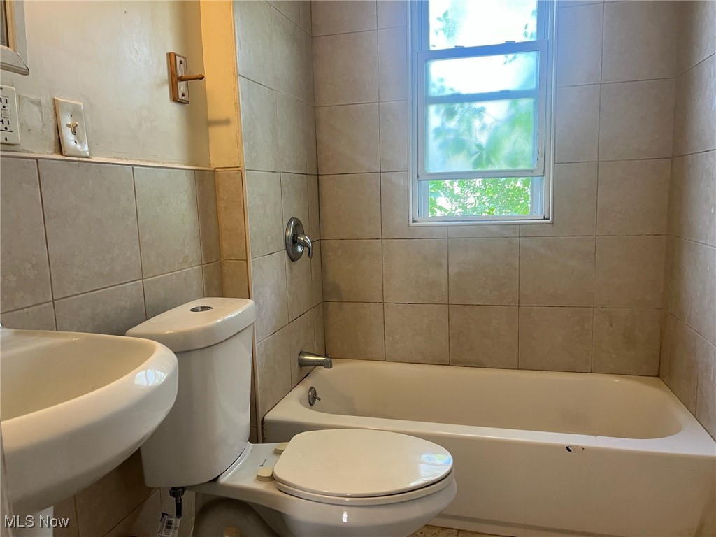 City Allotment Cos East Boule - Residential Lease