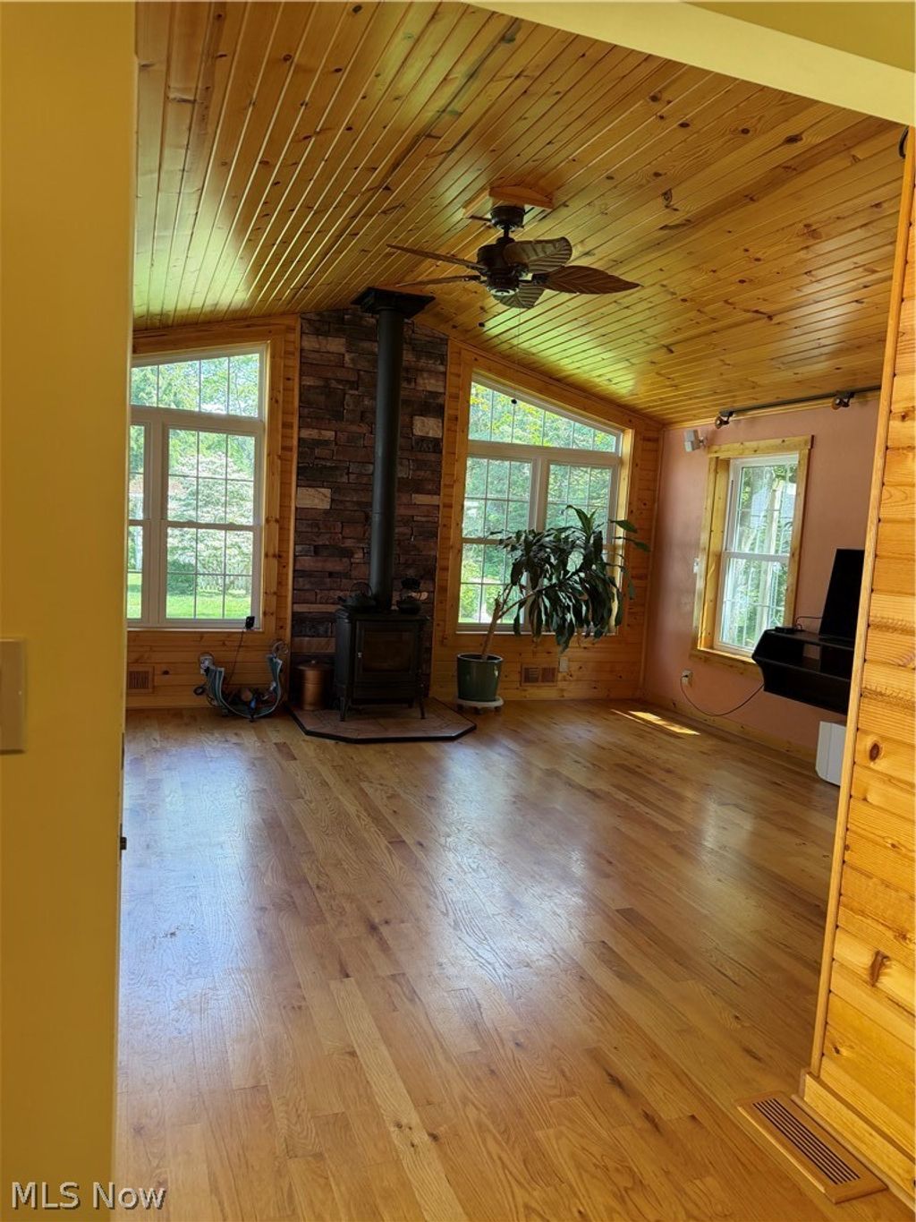 Photo of 2661 Larchview Drive, Painesville Township, OH 44077 (MLS # 5208950)