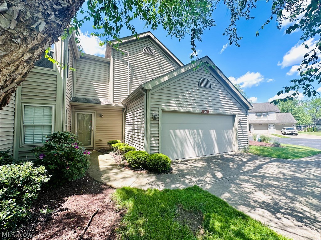 Spring Run Condos - Residential