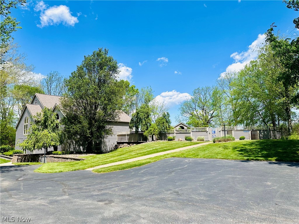 Spring Run Condos - Residential