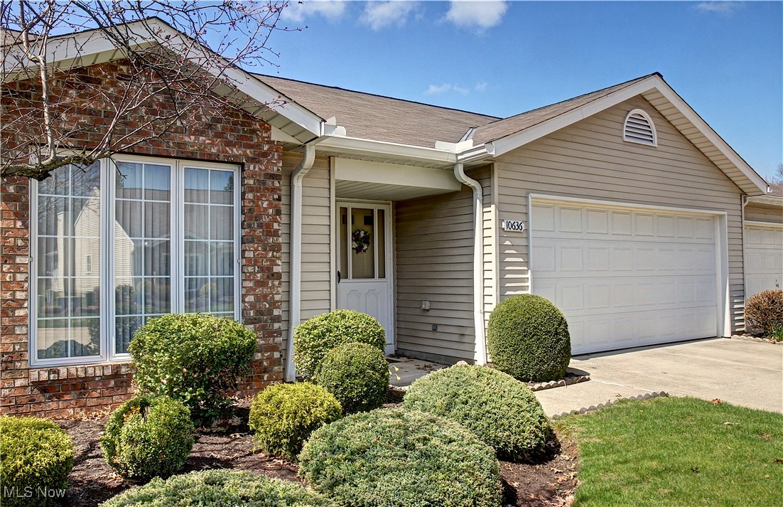 10636 Stapleton Drive, Strongsville, Ohio image 3