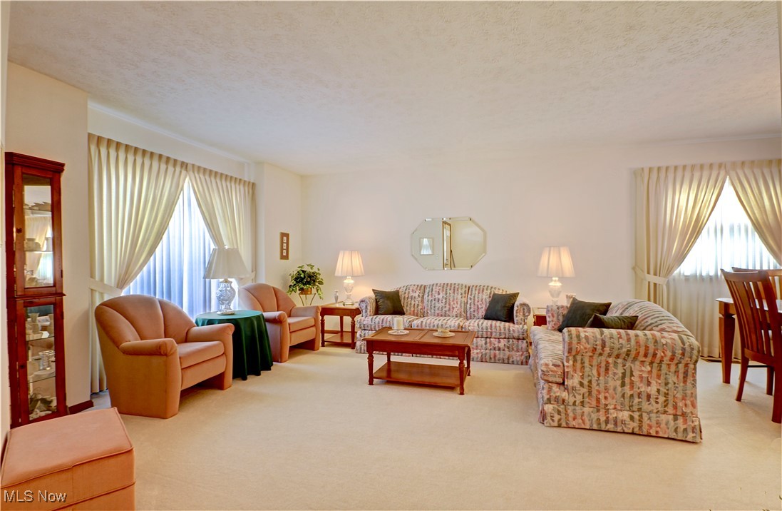 10636 Stapleton Drive, Strongsville, Ohio image 7