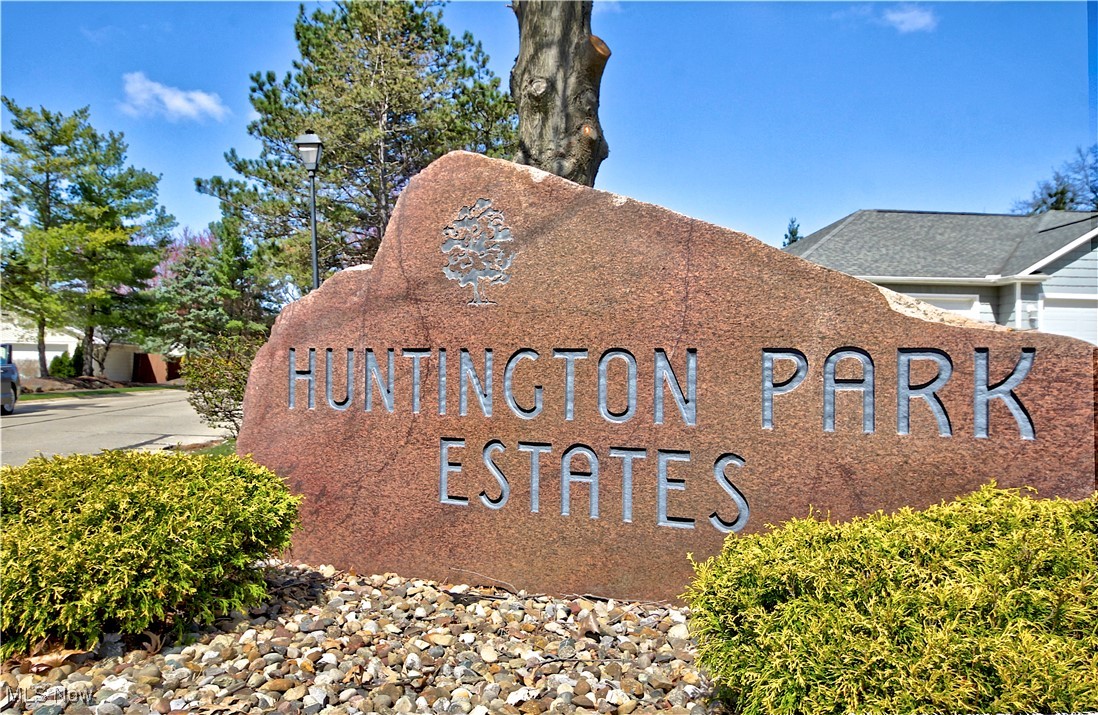 10636 Stapleton Drive, Strongsville, Ohio image 31