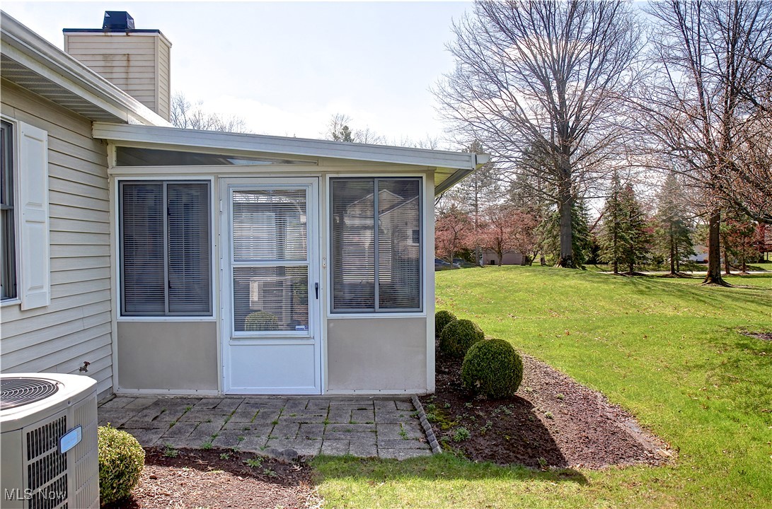 10636 Stapleton Drive, Strongsville, Ohio image 29