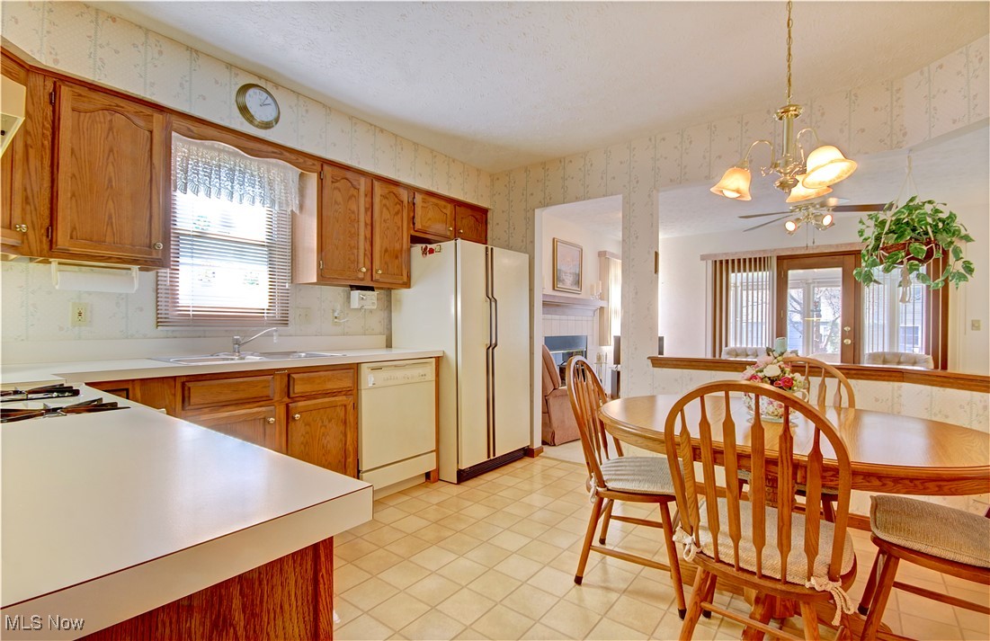 10636 Stapleton Drive, Strongsville, Ohio image 16