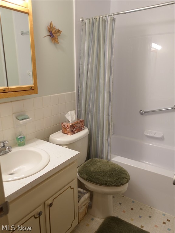 Silver Lake Towers Condo - Residential