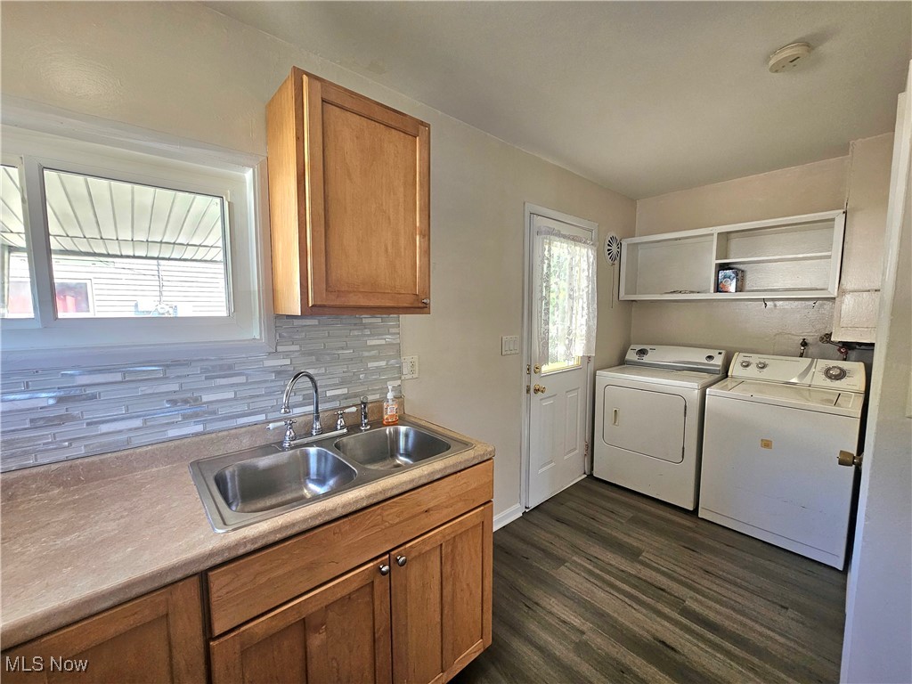 Dennison Manor - Residential