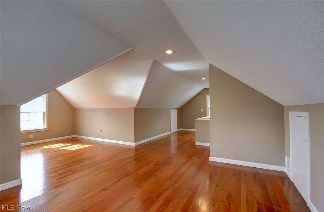 H A Stahl Properties Cos Ridg - Residential