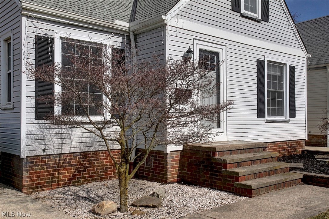 H A Stahl Properties Cos Ridg - Residential