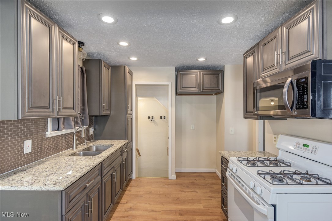 H A Kangessers City Gardens Allo - Residential