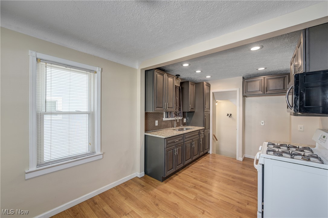 H A Kangessers City Gardens Allo - Residential