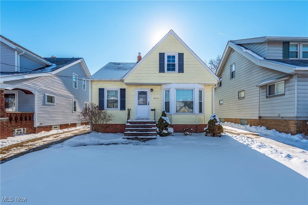 Photo of 6013 Northcliff Avenue, Cleveland, OH 44144 (MLS # 5182609)