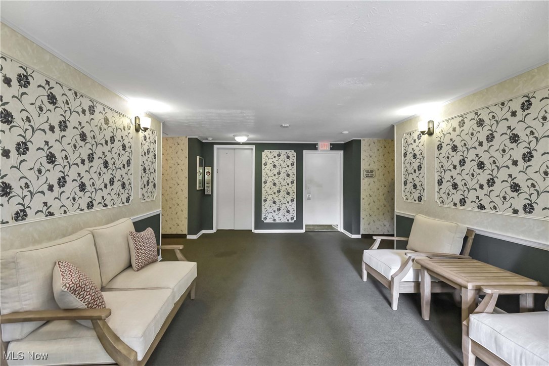 Esquire House Condo - Residential