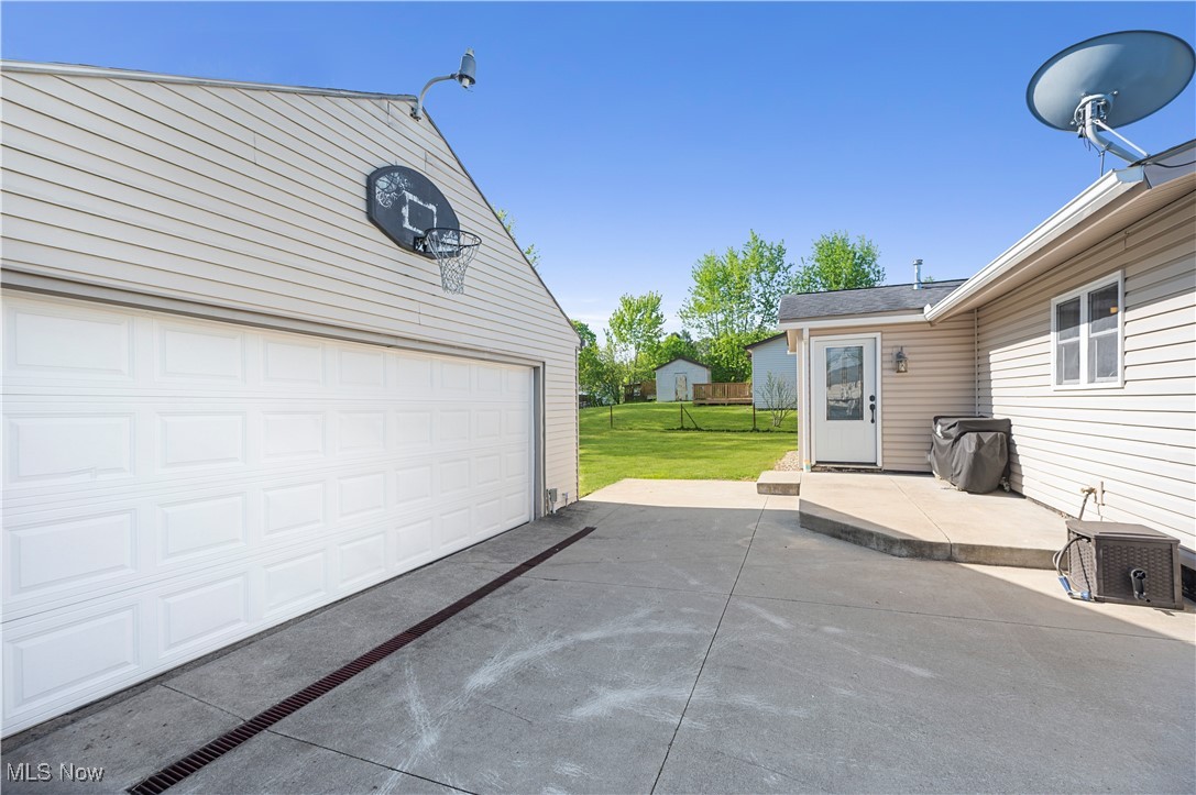 10284 Wellington Road, Streetsboro, Ohio image 19