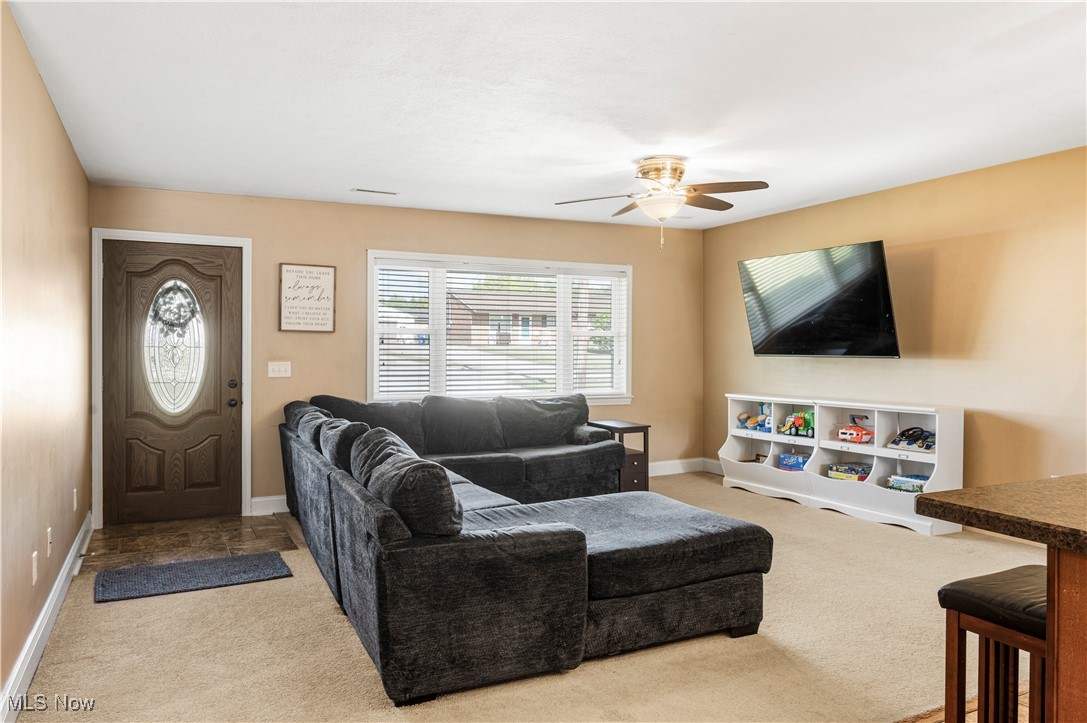 10284 Wellington Road, Streetsboro, Ohio image 3