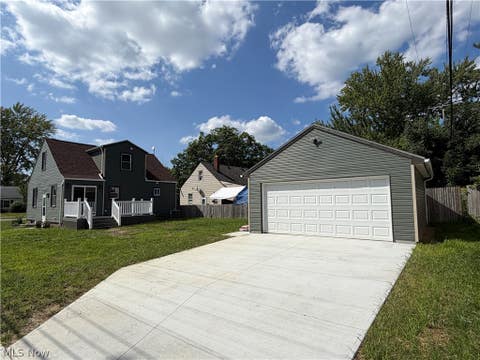 Tiny photo for 3895 E 189th Street, Cleveland, OH 44122 (MLS # 5238838)