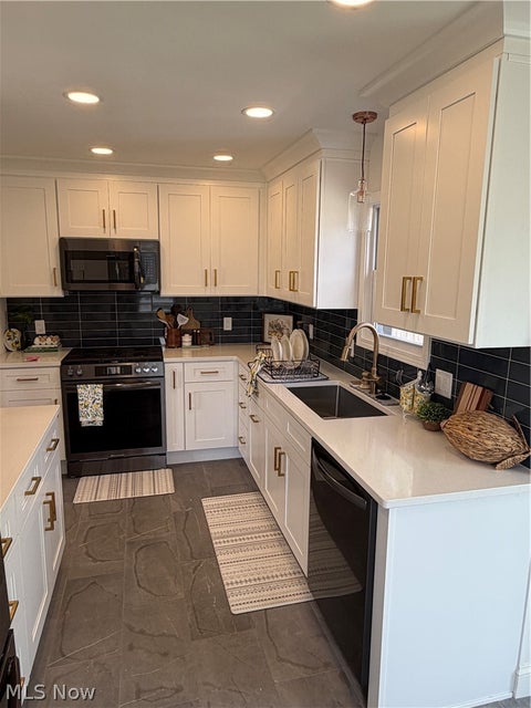 Tiny photo for 3895 E 189th Street, Cleveland, OH 44122 (MLS # 5238838)
