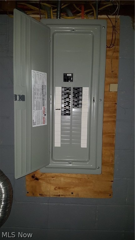 Melvin F Freelands Westhill E - Residential