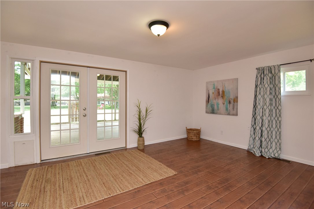 Melvin F Freelands Westhill E - Residential