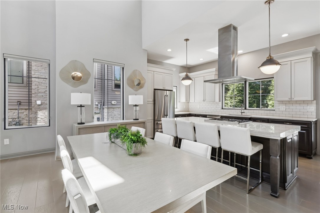 Edgewood Trace Twnhs Sub - Residential