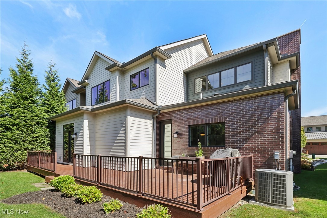 Edgewood Trace Twnhs Sub - Residential