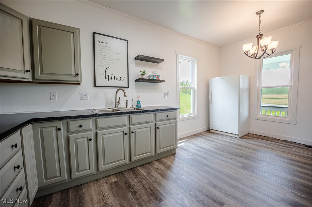 3153 SW Boltz Orchard Road, Sugarcreek, Ohio image 16
