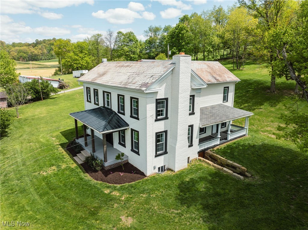 3153 SW Boltz Orchard Road, Sugarcreek, Ohio image 2